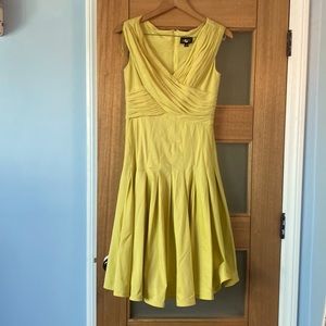 Adrianna Papell yellow silk dress sz 10
